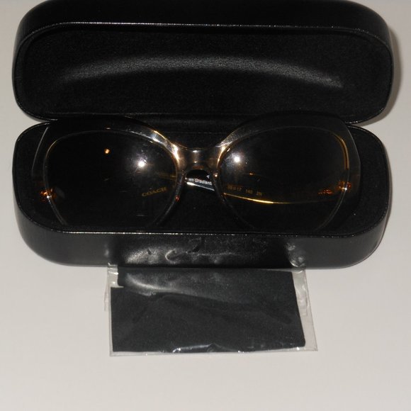 COACH SUNGLASSES WITH CASE AND MICROFIBER CLEANING CLOTH - Picture 9 of 10
